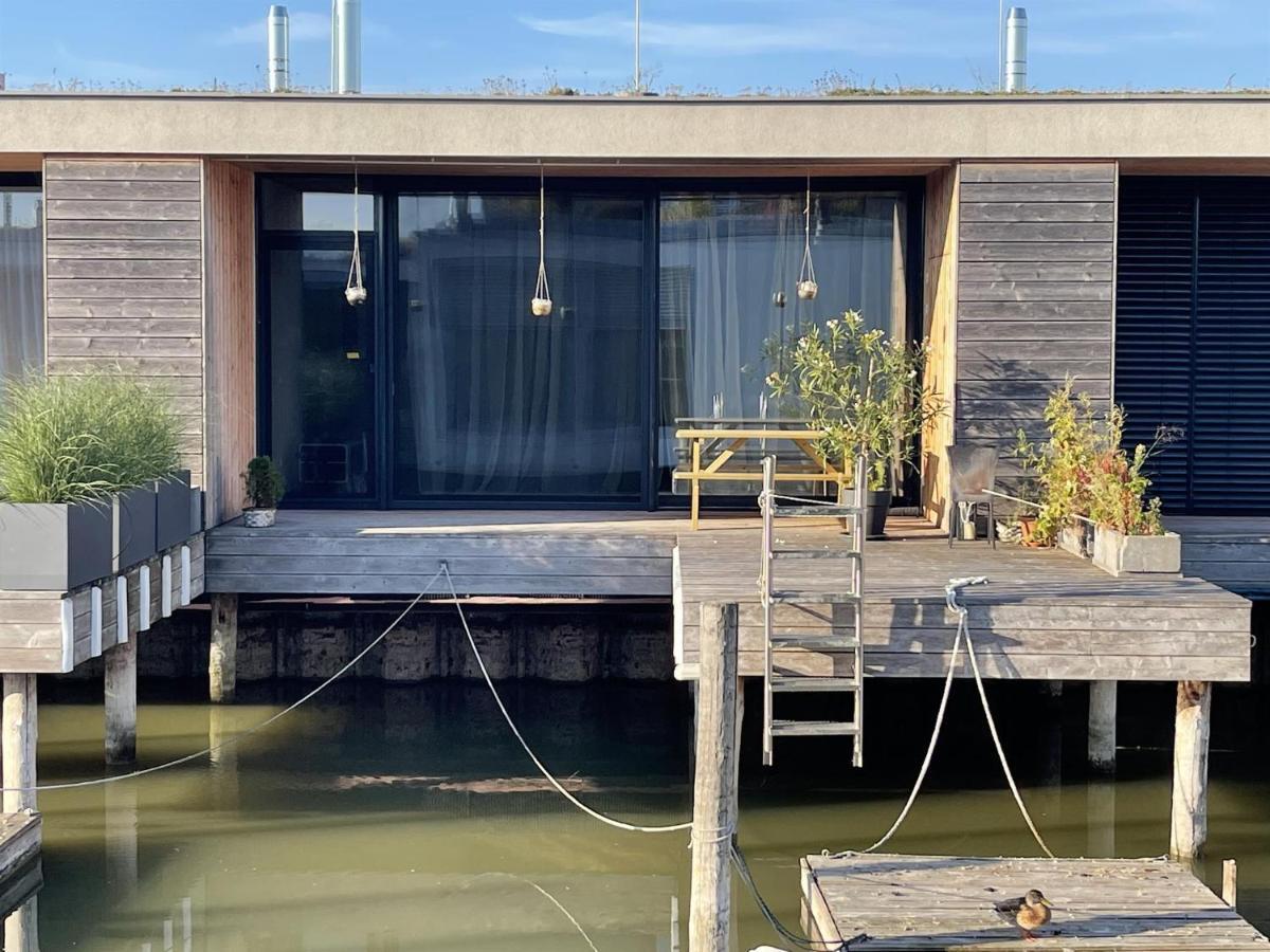 Ferienhaus Am See Neusiedl Neusiedl am See Exterior foto