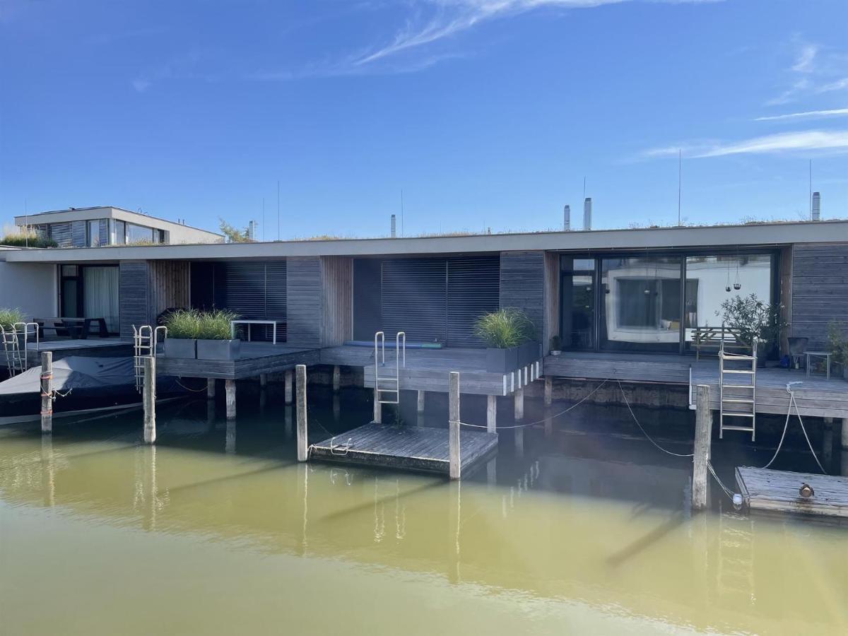 Ferienhaus Am See Neusiedl Neusiedl am See Exterior foto